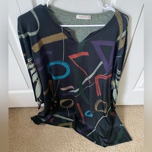 •Free Shipping• Woman’s Top